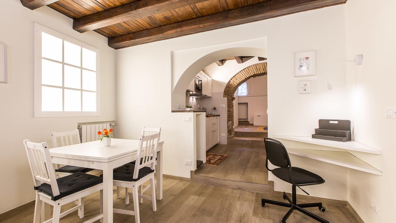 Rental In Rome Trastevere White Екстер'єр фото