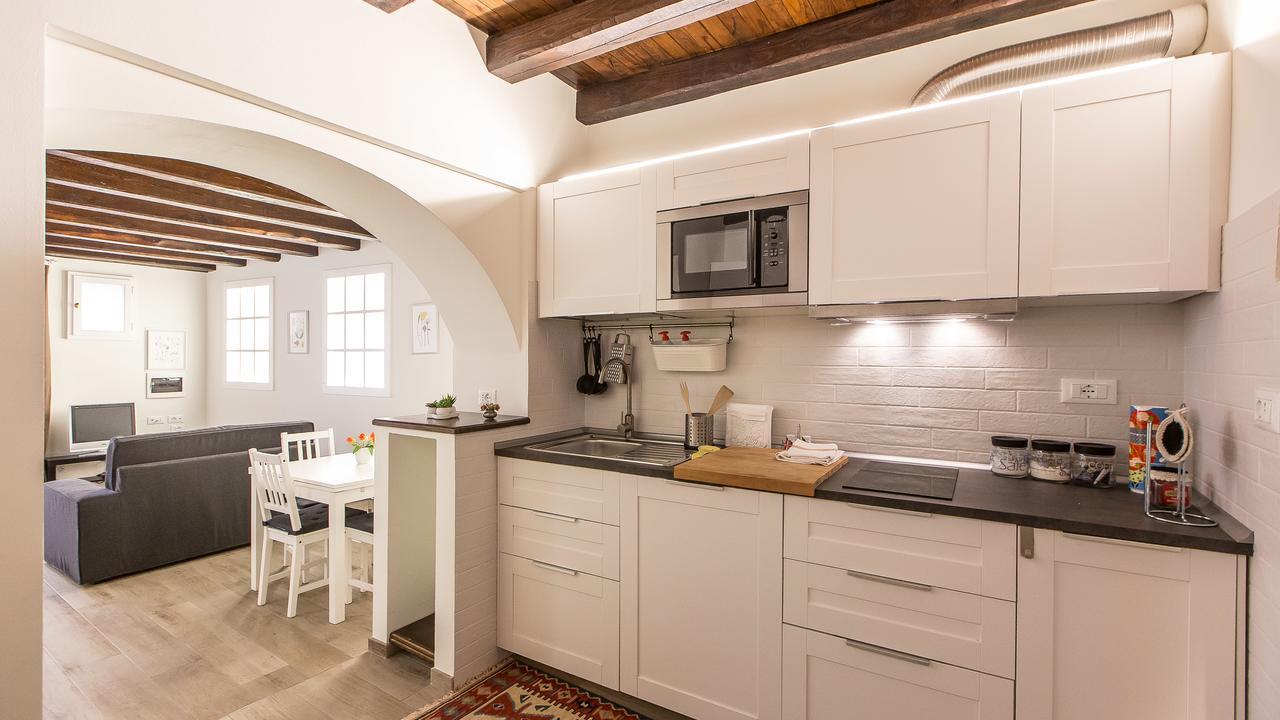 Rental In Rome Trastevere White Екстер'єр фото